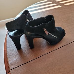 Black Suede Sling Back Peep Toe Shoes